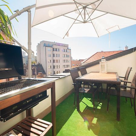 Blue Lotus Apartments Bratislava Exterior foto